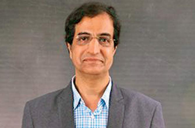 Dr Shirish M Hastak