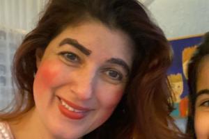 Twinkle Khanna gets a makeover from daughter Nitara