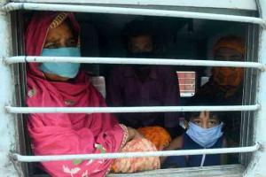 COVID-19 cases in India reach 49,391, death toll at 1,694