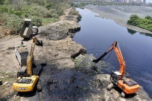 Mumbai: Locals, civic body spar over desilting again