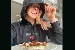 Ukrainian tennis star Elina Svitolina turns a food blogger!