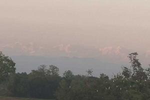Coronavirus: Picture of Mount Everest visible from Bihar amuses Twitter