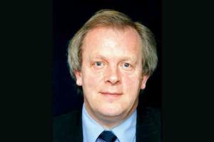 England's PFA chief Gordon Taylor wants shorter ties to lighten load