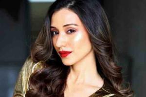 Heli Daruwala to star in romantic song; Rati Pandey sings for her niece