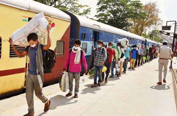 Migrants from Jaipur arrive by 