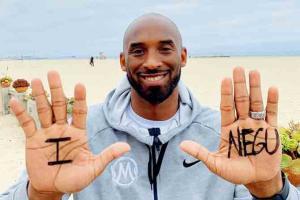Kobe Bryant's handprints fetch Rs 56.9 lakh in auction
