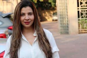 Bigg Boss fame Sambhavna Seth unwell, rushed to the hospital