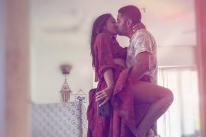 Shveta Salve posts an intimate picture with husband; shuts down trolls