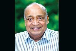 Legendary socialist, press baron M.P. Veerendra Kumar passes away