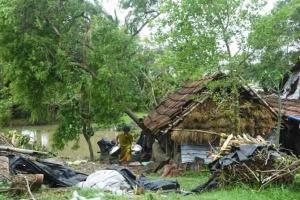 Amphan leaves behind trail of destruction in West Bengal, 12 dead