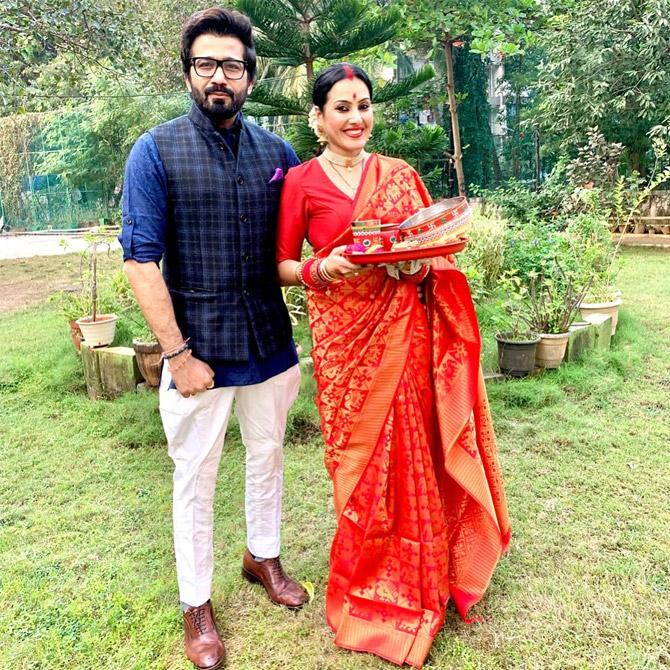 Kamya Panjabi, who got married to Dr Shalabh Dang, too observed her first Karva Chauth fast this year. Kamya looked radiant in a red saree, all decked-up for the celebratory evening. The TV actress shared videos and pictures from the festive day on her Instagram handle.