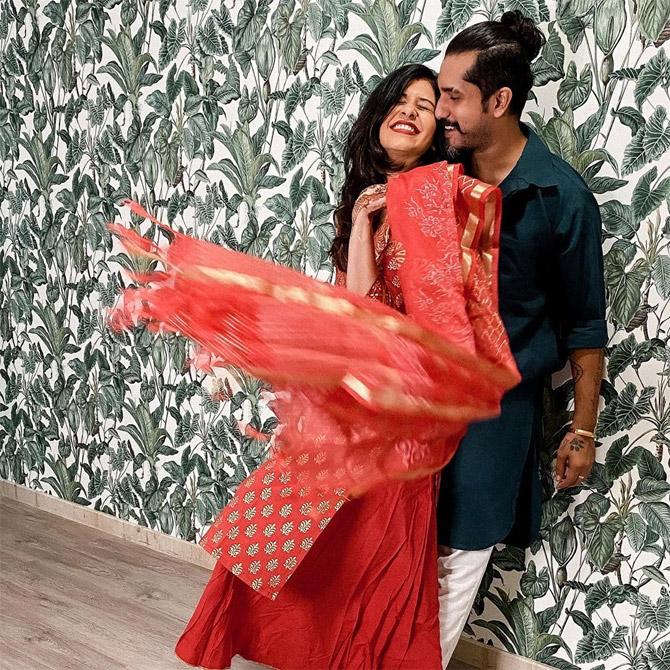 Kishwer Merchant posted romantic pictures with hubby Suyyash Rai, as they celebrated Karva Chauth. She wrote in the caption, 
