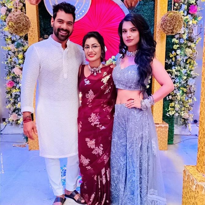 Naina Singh was studying science in Nainital when she started getting modelling offers. The Kumkum Bhagya actress had no plans for modelling as she always wanted to become an actor.
In picture: Naina Singh with Kumkum Bhagya co-stars Shabir Ahluwalia and Sriti Jha