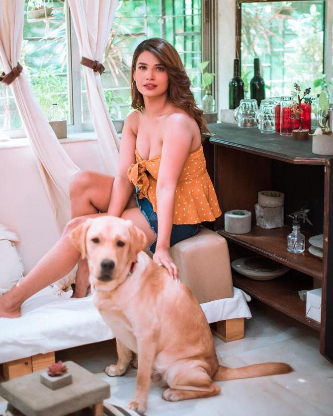 But before earning fame with Spiltsvilla X, Naina worked as an assistant casting director and used to take auditions of actors.