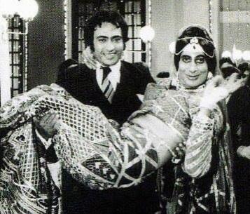 Ranjeet, who studied in Delhi's Hindu College for some time, got into the film industry in 1966-67, playing the role of Rekha's brother in the movie Saawan Bhado.
In picture: Ranjeet with Amitabh Bachchan on the sets of Laawaris, while shooting for the song 'Mere Angne Mein'.