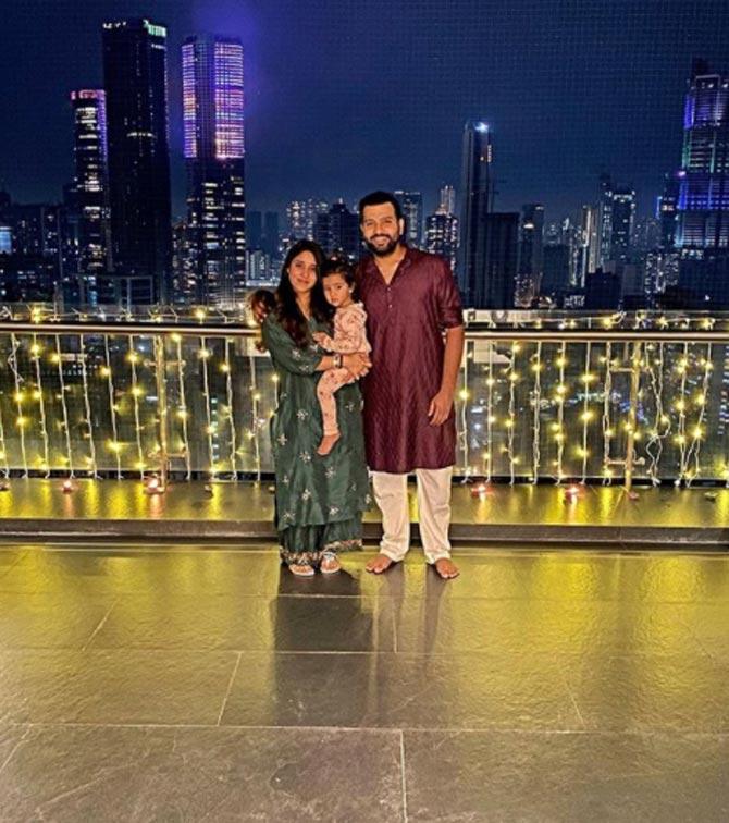 Rohit Sharma with wife Ritika Sajdeh and daughter Samaira: Happy Diwali to all. Have a good one and stay safe @ritssajdeh.