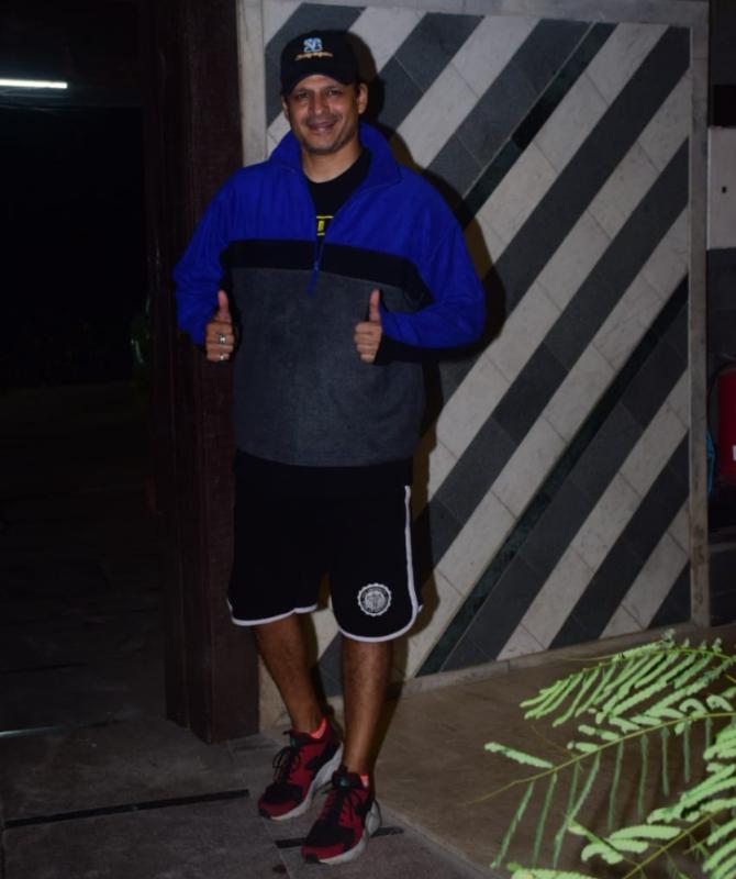 Vivek Oberoi was also seen happily posing for the photographers in the same suburb.