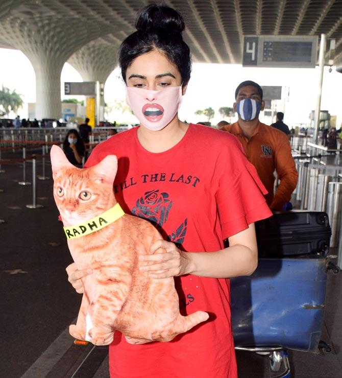 Adah Sharma along with her stuffed toy, Radha, who is an internet sensation in her own right, was spotted at the Mumbai airport. He stuff toy was also part of a short film Tindey.