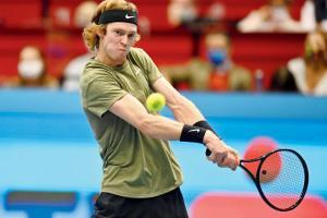 Rublev beats Sonego for 5th title of the season