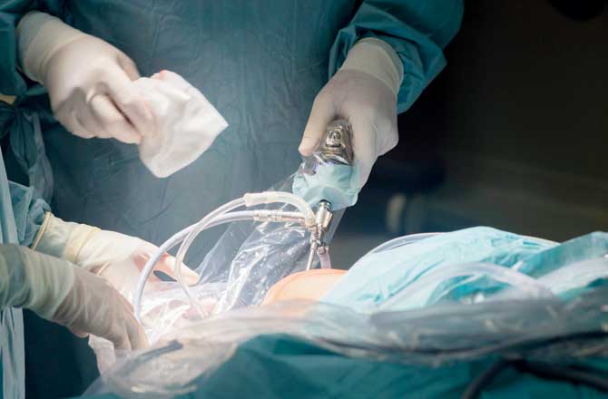Private hospitals have said only experts in the field are allowed to perform surgeries. Pic/Istock