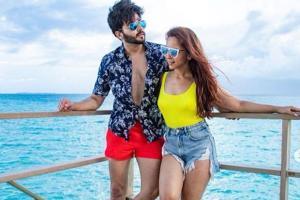 Dheeraj Dhoopar and Vinny Arora get romantic on Wedding Anniversary