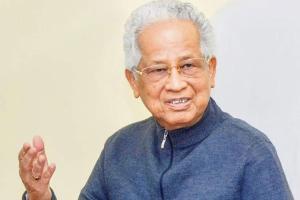Ex-Assam CM Tarun Gogoi cremated with full state honours