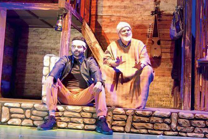 A still from the Gujarati play Safarjan at  ASPEE auditorium