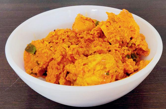 Madrasi curry idli (Rs 150)