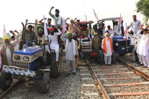 Railways lose Rs 1,200 crore due to farmers' stir at 32 places