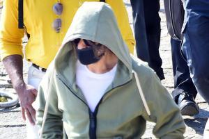 Shah Rukh Khan clicked at Gateway Of India on his way to Alibaug