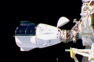 SpaceX capsule reaches International Space Station