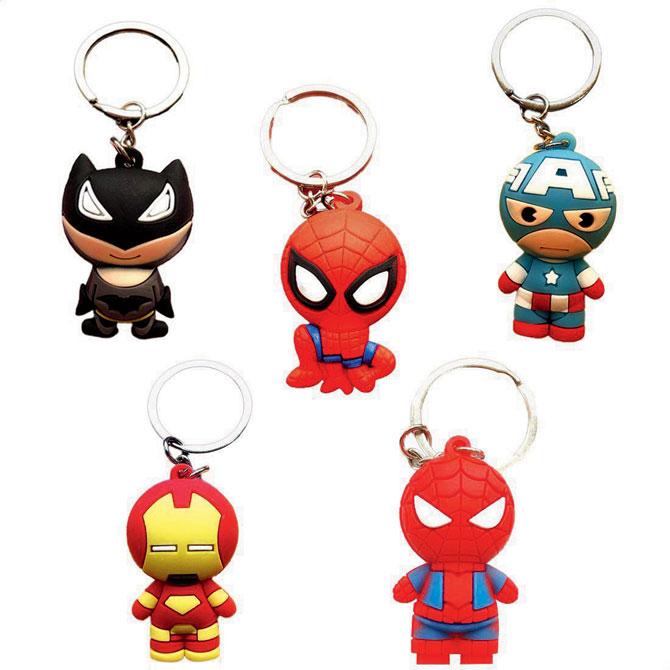 BonZealSilicone superhero keychain