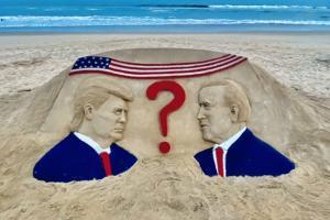Sudarsan Pattnaik depicts tension over US elections with sand artwork