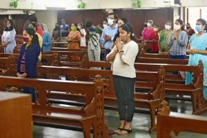 Mumbai: Churches reopen, manageable crowd on first day