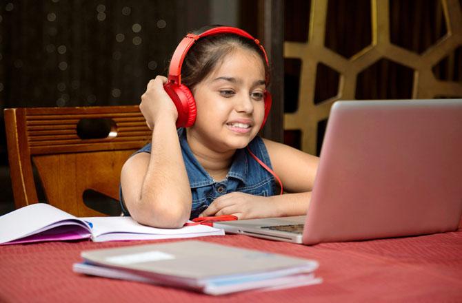 Enrol your kid for an online camp