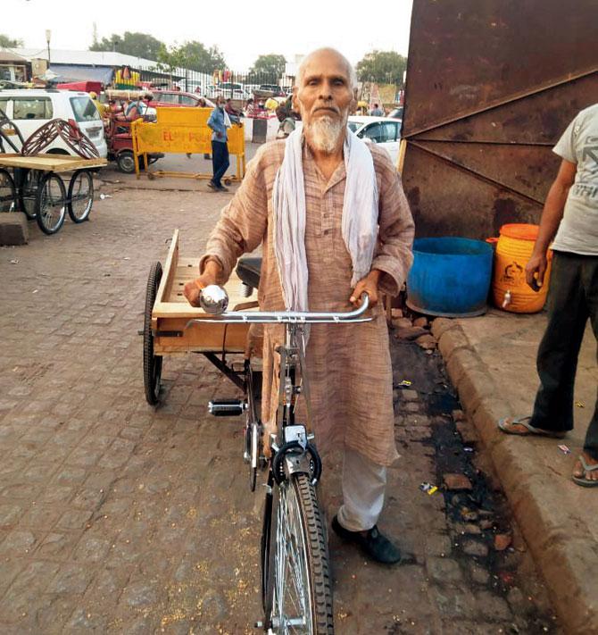 The project has helped migrant labourers get cart rickshaws