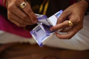 Police seizes Rs 1 crore cash from BJP leader's kin in Hyderabad