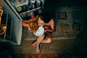 Emotional Eating: Understand the Way We Eat, Why We Cannot Follow Diets