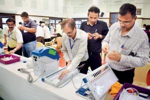 EVMs absolutely robust and tamper-proof, says poll panel