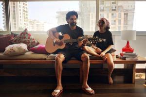 Farhan Akhtar spends weekend jamming with daughter Akira
