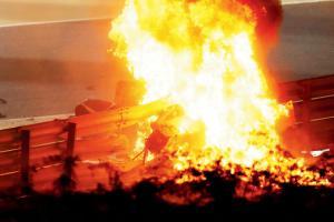 Grosjean miraculously survives horrific crash as car bursts in flames!