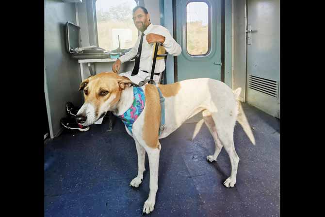 Pari bonding with the train guard during their recent journey to Goa 