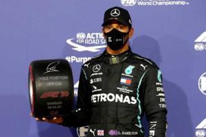 Lewis Hamilton takes Bahrain GP pole