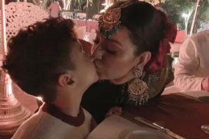 Kangana Ranaut posts adorable picture kissing nephew