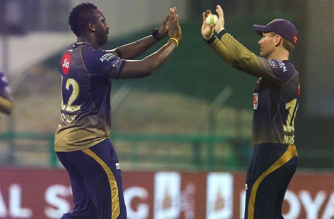 KKR players Andre Russel and Eoin Morgan celebrate the wickets of Chennai Super Kings players. Pic/Instagram Kolkata Night Riders