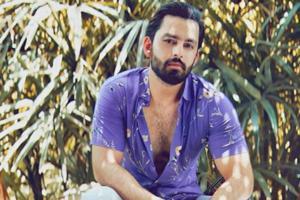 Himansh Kohli calls out fake video that shows him apologising to Neha