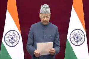 Constitution Day: Rajnath wishes citizens, Prez leads Preamble reading