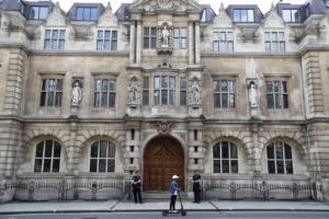 Indian-origin student leads meat-free drive at Oxford University