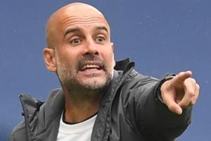 Pep Guardiola to stay at Manchester City