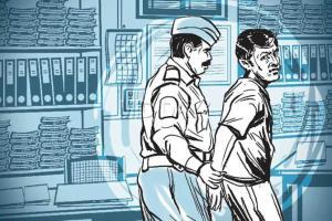 Mumbai Crime: 19-year-old woman jumps off bus to catch chain snatcher